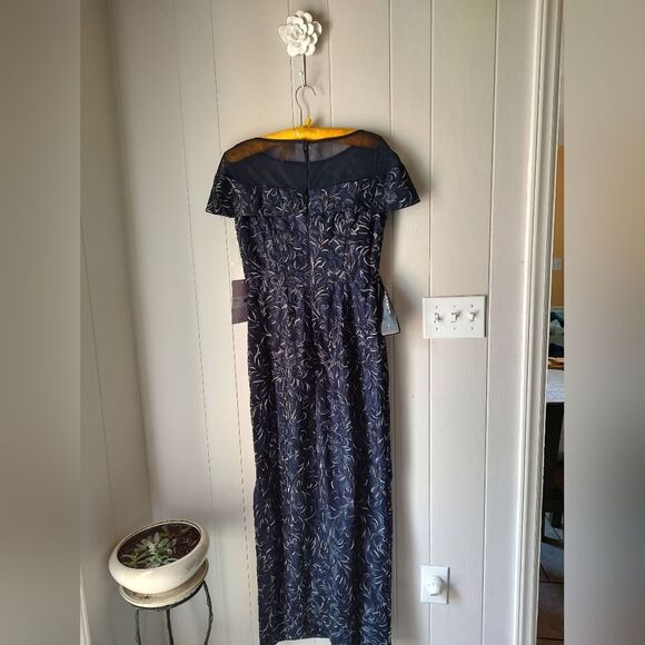 NWT JS Collections "Reese" Navy Column Gown with Sheer Illusion Neckline  Size 8 - Picture 3 of 9
